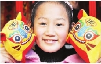 買老虎玩偶，警惕“裝飾布”內(nèi)含甲醛——三湘都市報提醒消費者注意安全